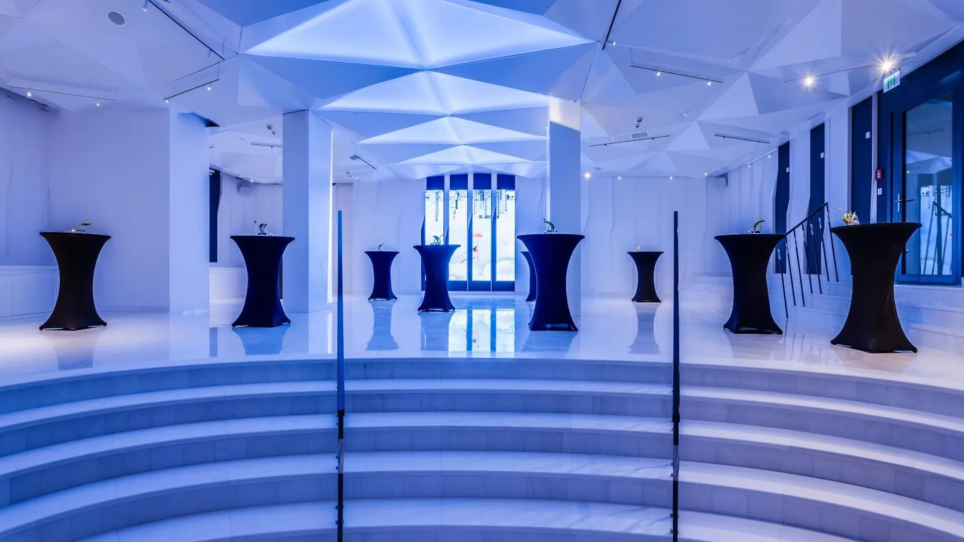 Hotel Indigo Warsaw Nowy Swiat By Ihg