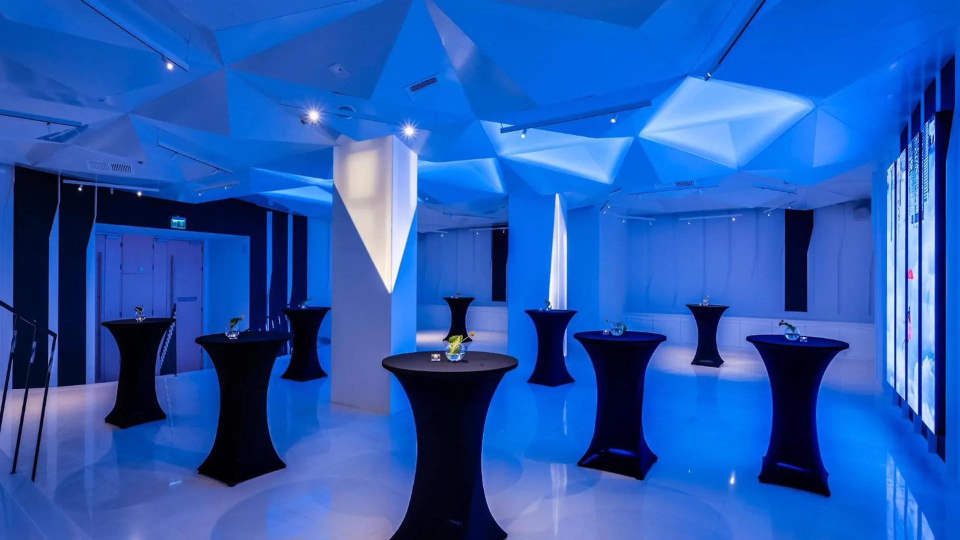 Hotel Indigo Warsaw Nowy Swiat By Ihg