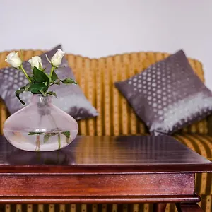 Halby Luxury Chmielna 73b Varsovie